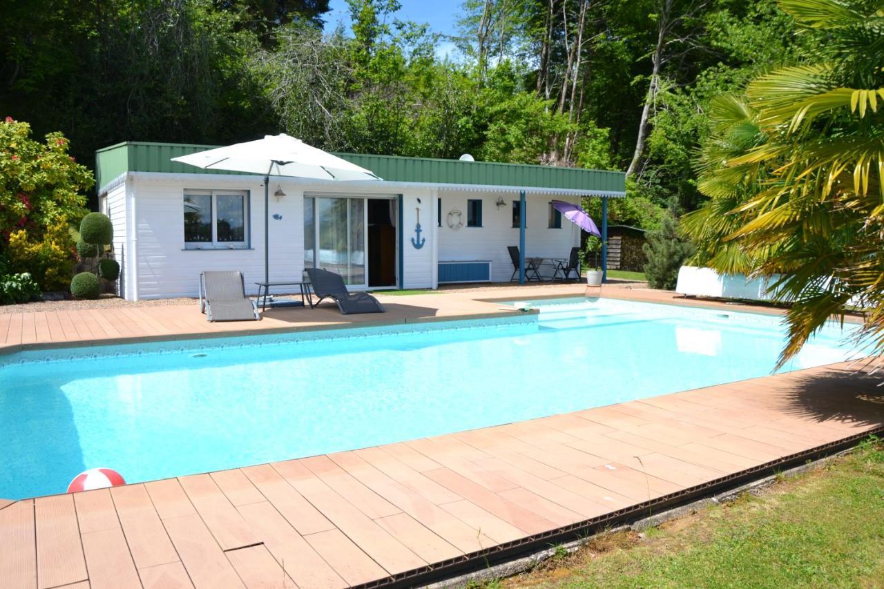Bienvenue Dans Notre Gite Naves  Exteriör bild